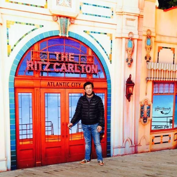 Meet your Posher, Antonio - Picture 1 of 1